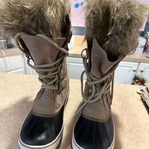Sorel winter boots, size 10